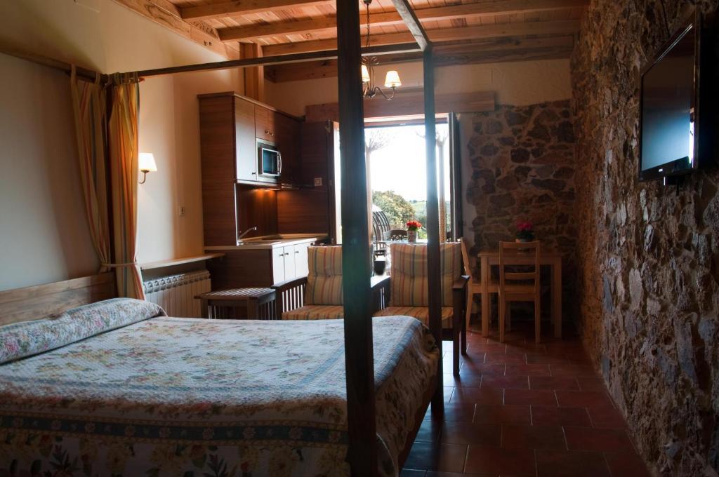 Apartamentos El Jardin Del Poeta Guijo de Granadilla Room photo